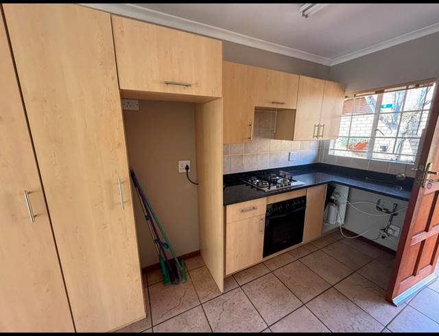 2 BEDROOM TOWNHOUSE FOR SALE IN THE REEDS